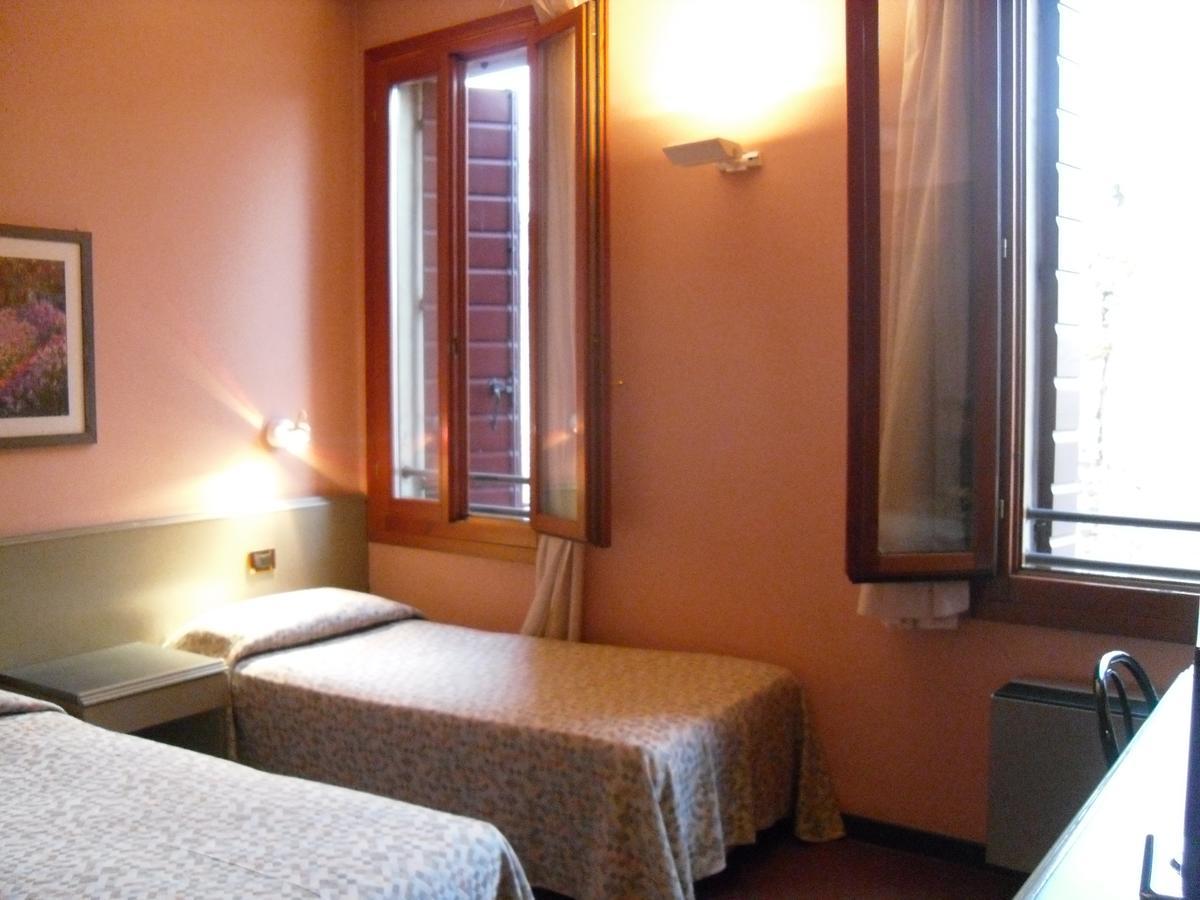 Hotel Castello Este Eksteriør billede